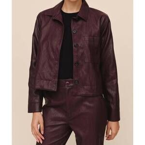 NEW BELLA DAHL crop pocket button down shirt in crimson ember